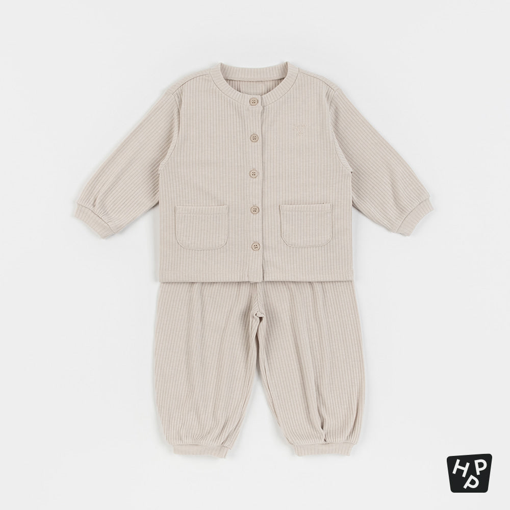 Bainy cardigan baby set-up